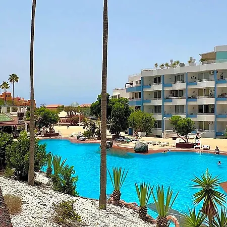 Air Conditioning, Private Parking And Fully Equipped Kitchen In In Golf Del Sur, Tenerife 3*