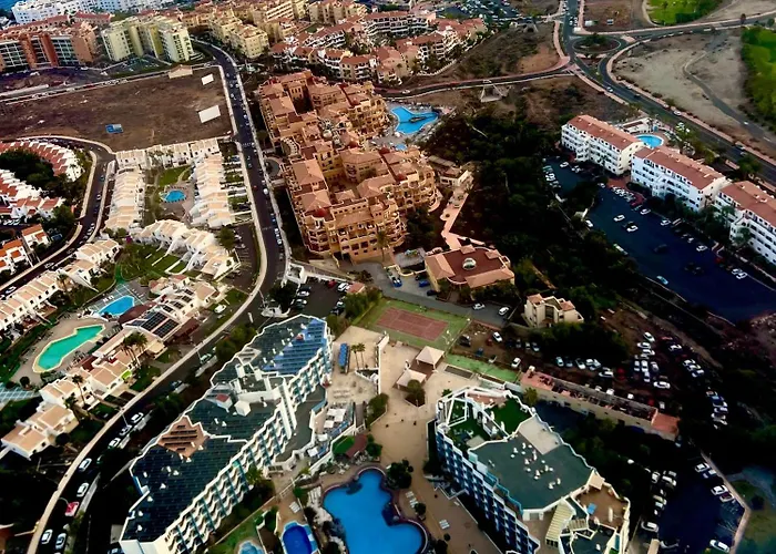 Air Conditioning, Private Parking And Fully Equipped Kitchen In In Golf Del Sur, Tenerife 3* San Miguel de Abona